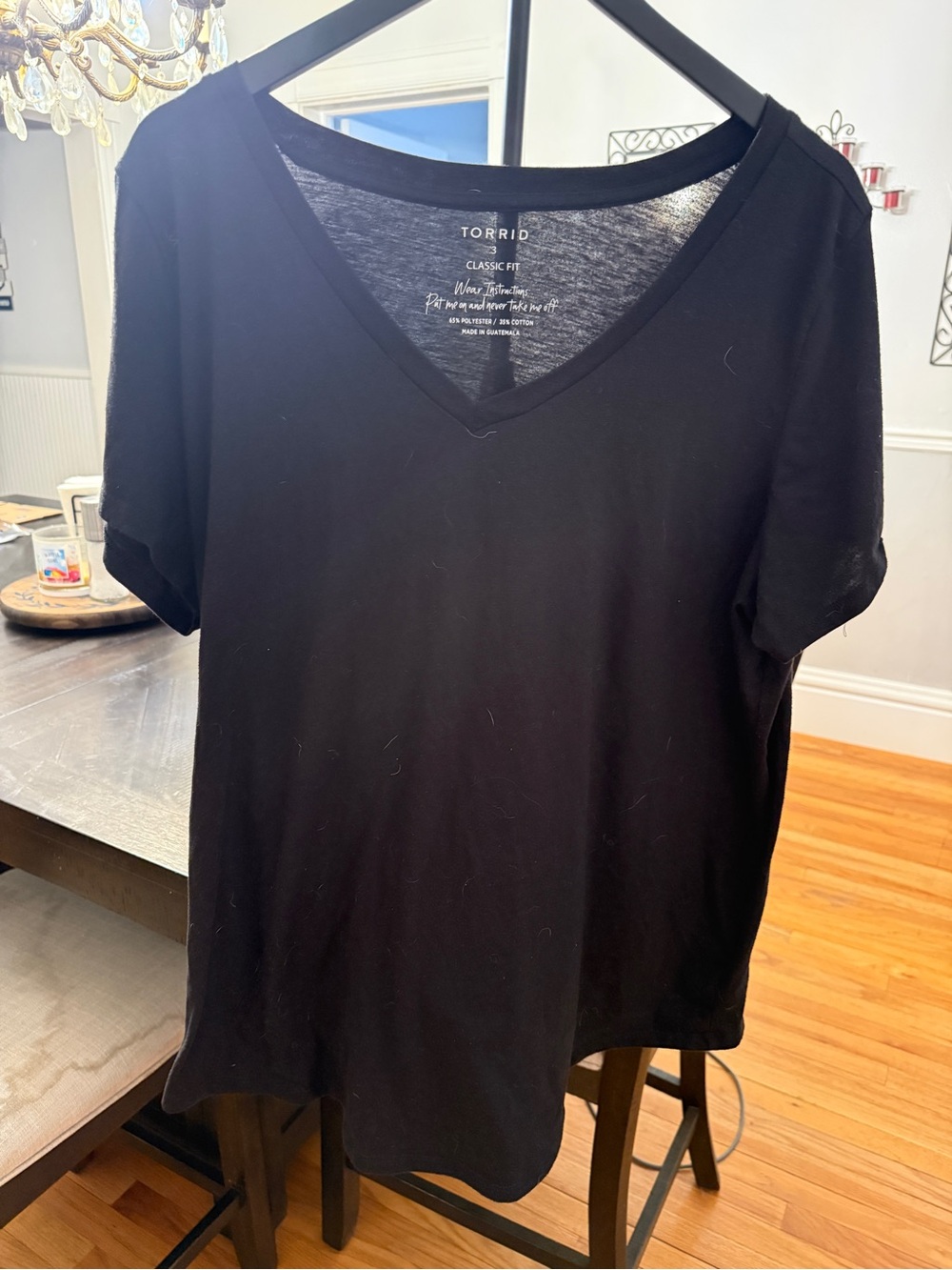 🐈⬛ Wardrobe Essential! Torrid Classic Fit Black V-Neck Tee 🖤